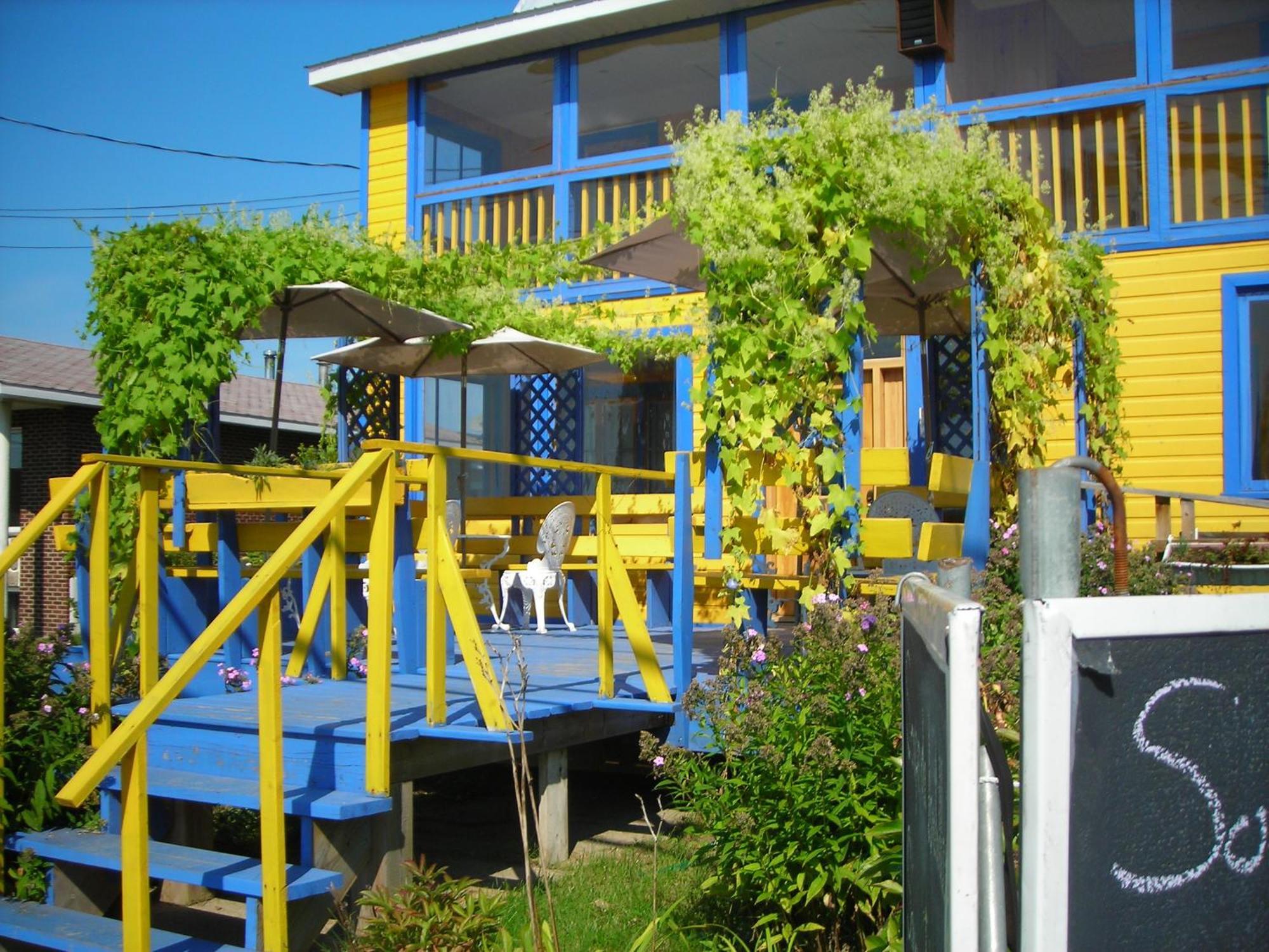 Gite Des Hauteurs Et Cafe De La Place Saint Zenon ภายนอก รูปภาพ
